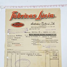 Facturas antiguas: FACURA DE COMPRA EN FABRICAS LUCIA 1952. Lote 66138382