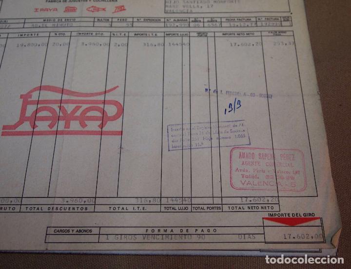 Facturas antiguas: FACTURA Y RECIBO, MOTO HONDA FR, PAYA HERMANOS, IBI, A SANTIAGO MONFORTE, VALENCIA, 1977