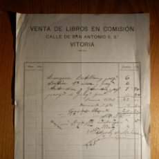 Facturas antiguas: FACTURA - VENTA DE LIBROS EN COMISIÓN - CALLE DE SAN ANTONIO, 5 - 3º - VITORIA - SOBRE 1920