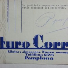 Facturas antiguas: PAMPLONA FABRICA DE PARAGUAS ARTURO CORRAL AÑO 1932. Lote 232910070