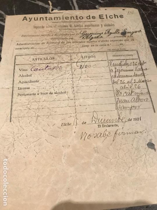 Facturas antiguas: Impuesto de bebidas espirituales y alcoholes. - Foto 1