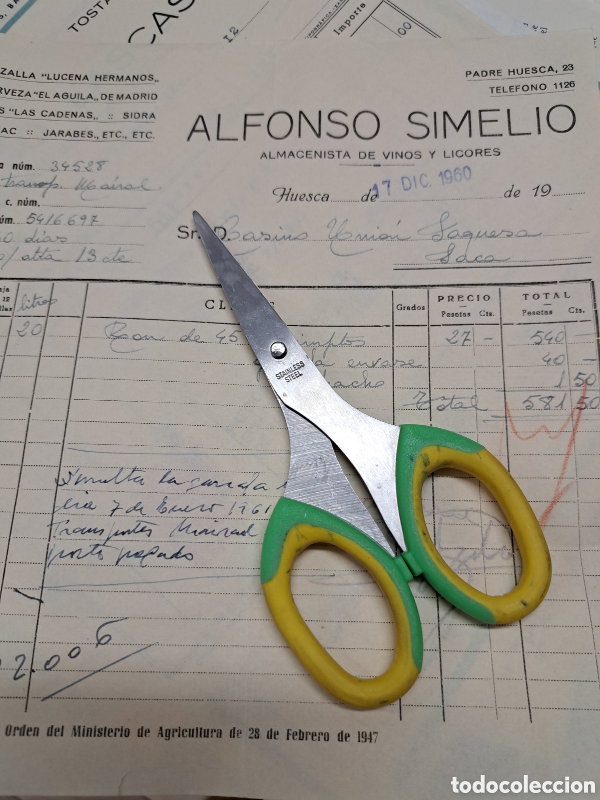 Facturas antiguas: Alfonso Simelio Huesca almac&eacute;n de vinos - Foto 1