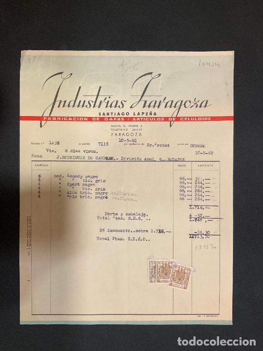 Old Invoices: FACTURA. INDUSTRIAS ZARAGOZA. SANTIAGO LAPE&Ntilde;A. ZARAGOZA 1962. GAFAS.