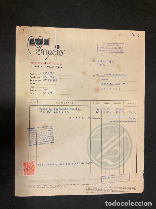 Alte Rechnungen: FACTURA. PRODUCTOS YMEDIO. Y MEDIO. PEGAMENTOS Y ARTICULOS DE LIMPIEZA. CALZADA DE CALATRAVA 1952