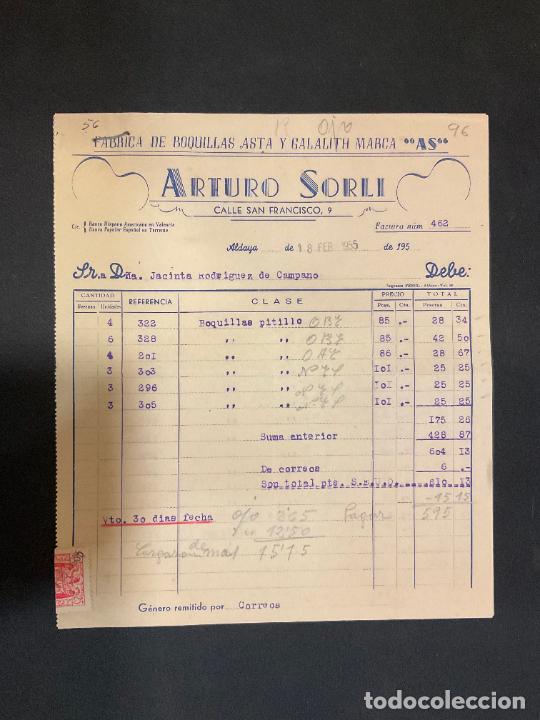 Facturas antiguas: FACTURA. ARTURO SORLI. FABRICA DE BOQUILLAS ASTA Y GALALITH. ALDAYA 1955
