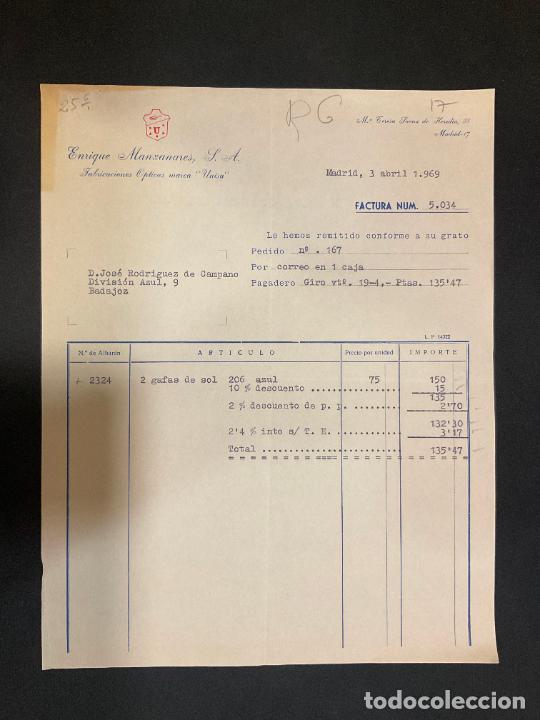 Facturas antiguas: FACTURA. ENRIQUE MANZANARES. FABRICA DE OPTICAS MARCA UNISA. MADRID 1969