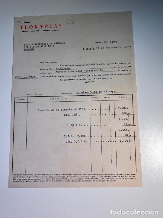 Facturas antiguas: FACTURA. FLOKYPLAS. ALICANTE, 1975