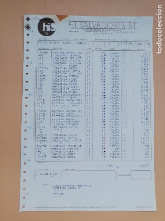 Facturas antiguas: FACTURA. H. I. SALVADORES, S.L. MANUFACTURAS DE MARROQUINERIA. ASTORGA, LEON, 1978. DOS HOJAS.