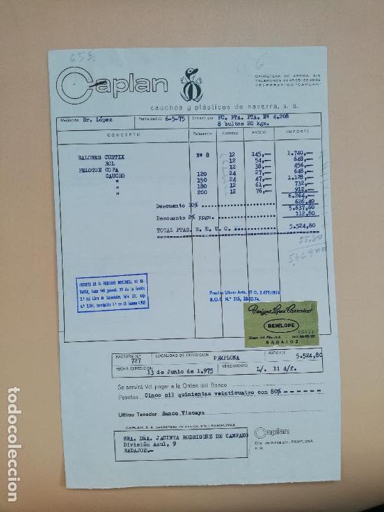 Old Invoices: FACTURA. CAPLAN. CAUCHOS Y PLASTICOS DE NAVARRA. PAMPLONA. 1975. DOS HOJAS.