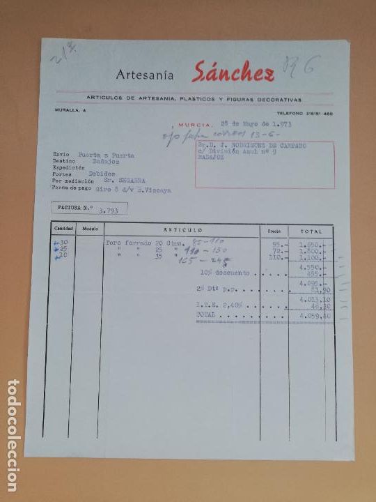 Old Invoices: FACTURA. ARTICULOS DE ARTESANIA, PLASTICOS Y FIGURAS DECORATIVAS. SANCHEZ. MURCIA, 1973.
