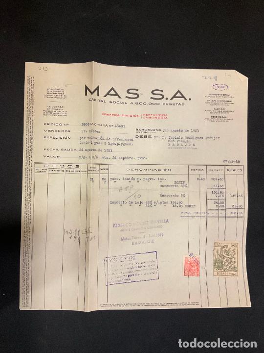 Factures anciennes: FACTURA. MAS S.A. PRIMERA DIVISION PERFUMERIA JABONERIA. BARCELONA 1951. PERFUMASSA
