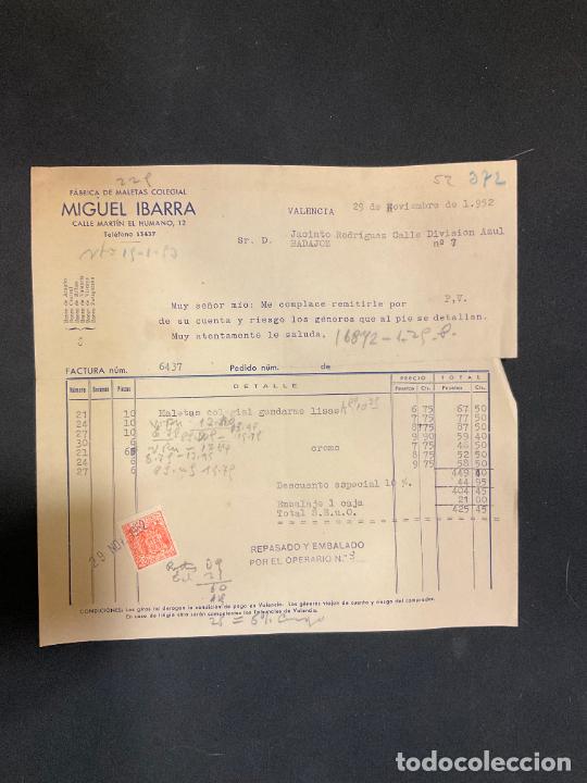 Facturas antiguas: FACTURA. MIGUEL IBARRA. FABRICA DE MALETAS COLEGIAL. VALENCIA. 1952
