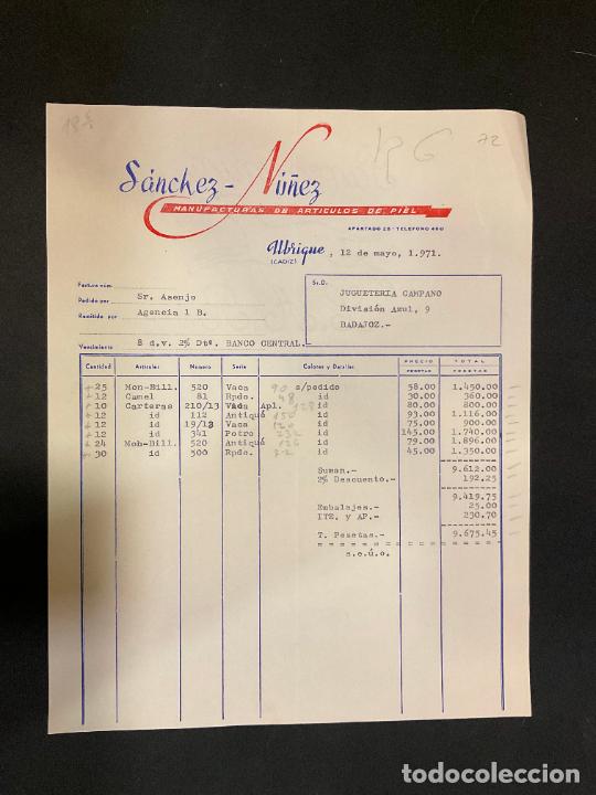 Old Invoices: FACTURA. SANCHEZ NU&Ntilde;EZ. UBRIQUE. 1971. MANUFACTURAS DE ARTICULOS DE PIEL