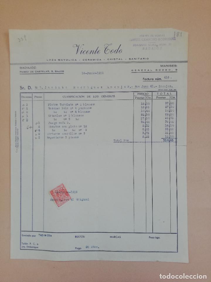 Old Invoices: FACTURA. LOZA MAYOLICA. CERAMICA. CRISTAL. SANITARIO. VICENTE TODO. BADAJOZ, 1952.