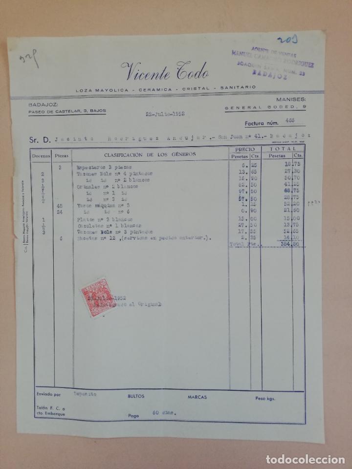 Old Invoices: FACTURA. LOZA MAYOLICA. CERAMICA. CRISTAL. SANITARIO. VICENTE TODO. BADAJOZ, 1952.