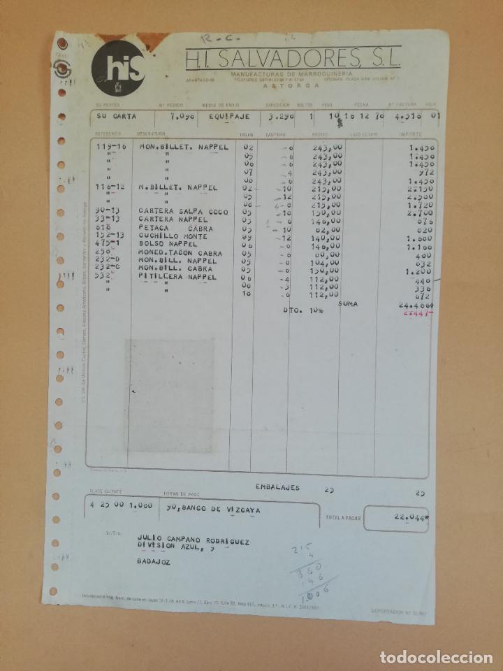 Old Invoices: FACTURA. H. I. SALVADORES, S. L. MANUFACTURAS DE MARROQUINERIA. ASTORGA, LEON. 1978.