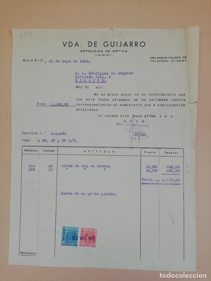 Old Invoices: FACTURA. ARTICULOS DE OPTICA. VDA. DE GUIJARRO. MADRID, 1958.