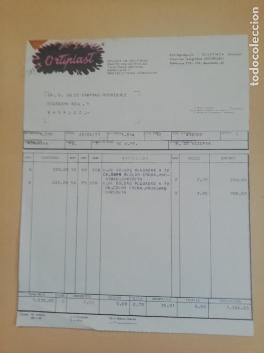 Old Invoices: FACTURA. BOLSAS DE POLITENO-SACOS INDUSTRIALES. ORTIPLAST. OLIVENZA, BADAJOZ, 1977.