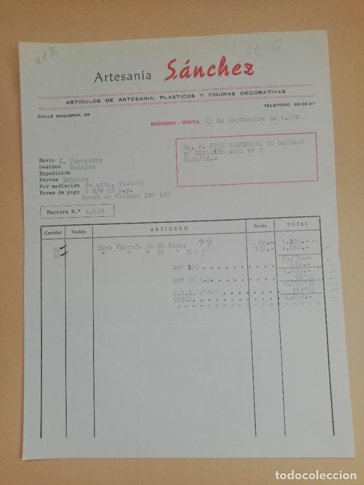 Factures anciennes: FACTURA. ARTICULOS DE ARTESANIA, PLASTICOS Y FIGURAS DECORATIVAS. SANCHEZ. MURCIA, 1974.