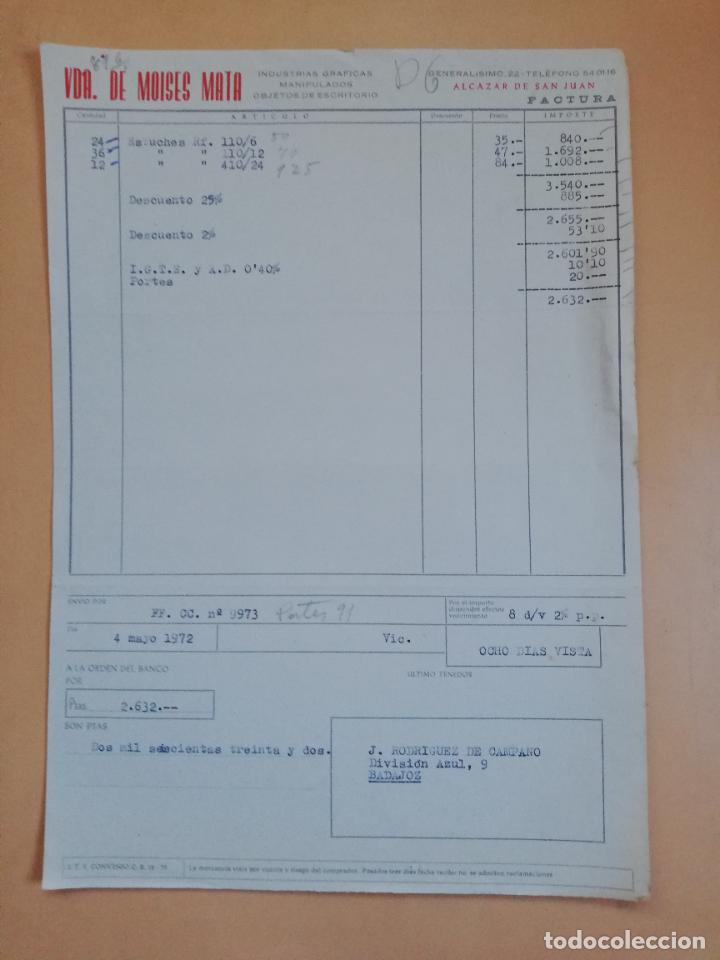 Old Invoices: FACTURA. INDUSTRIAS GRAFICAS. VDA. DE MOISES MATA. ALCAZAR DE SAN JUAN, CIUDAD REAL. 1972.