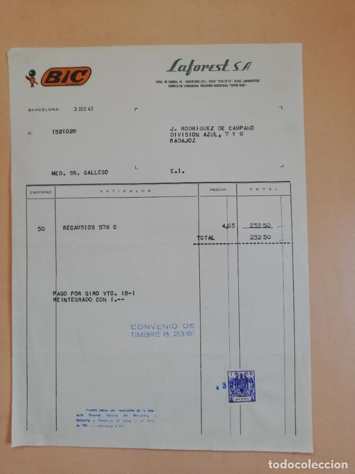 Old Invoices: FACTURA. BIC. FABRICACION DISTRIBUCION EXPORTACION. LAFOREST. BARCELONA. 1963.