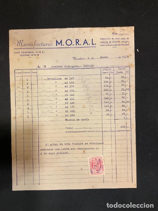 Factures anciennes: FACTURA. MANUFACTURAS M. O. R. A. L. BARCELONA 1958. ARTICULOS DE GALALITH.