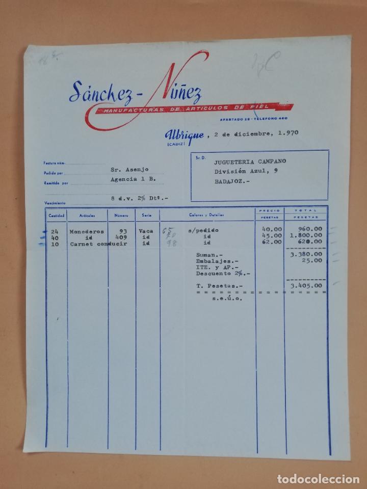 Factures anciennes: FACTURA. MANUFACTURAS DE ARTICULOS DE PIEL. SANCHEZ-NU&Ntilde;EZ. UBRIQUE, CADIZ. 1970.