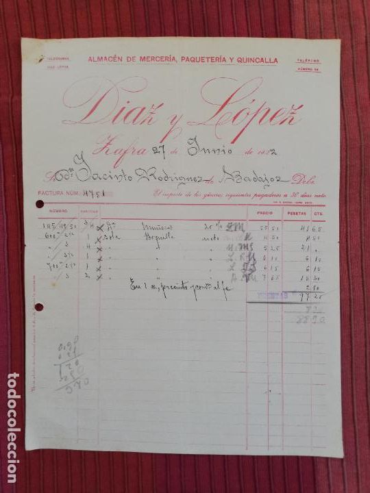 Facturas antiguas: FACTURA. ALMACEN DE MERCERIA-PAQUETERIA-QUINCALLA. DIAZ Y LOPEZ. ZAFRA, 1922.