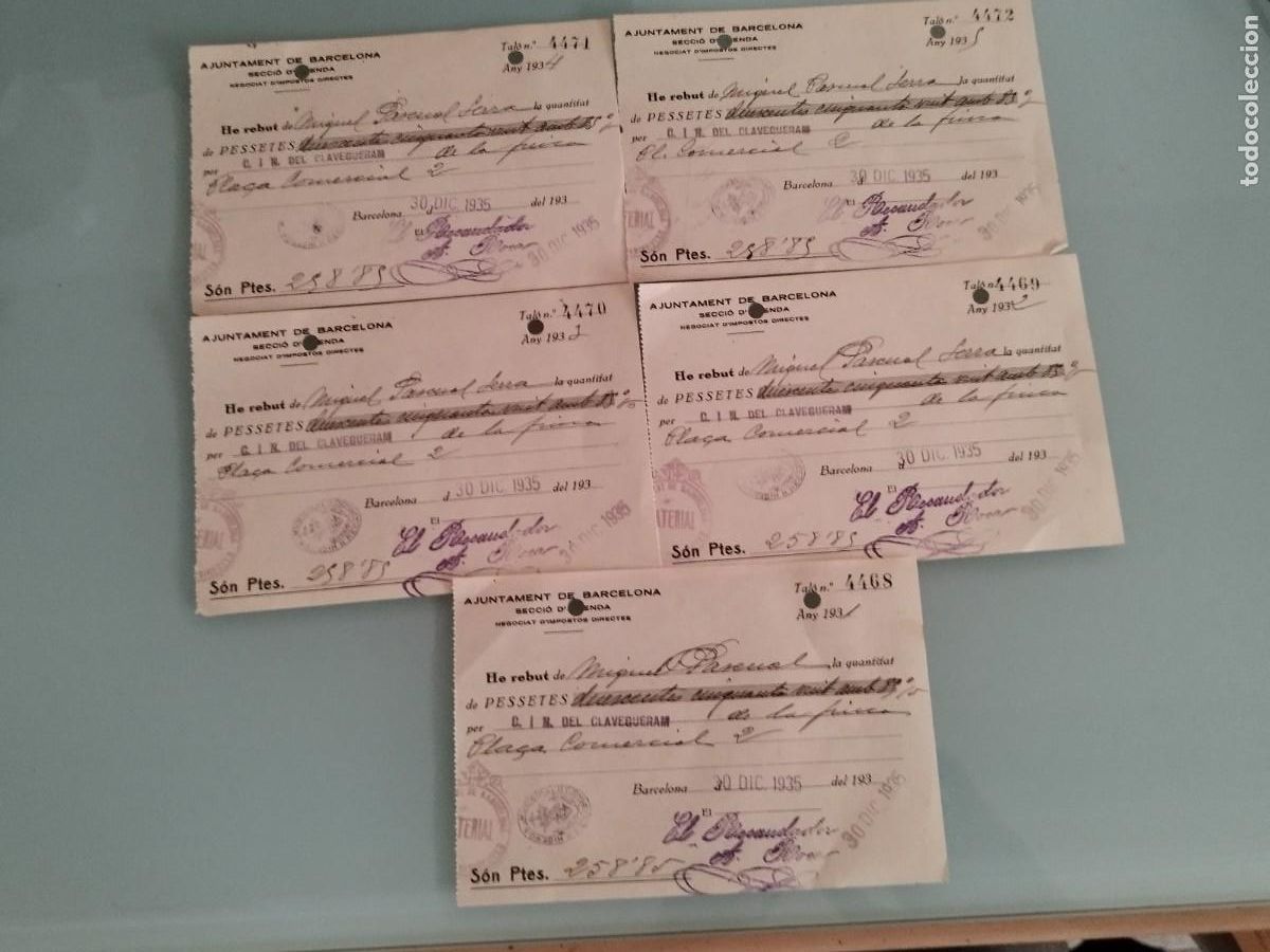 Facturas antiguas: Lote de 5 recibos del ayuntamiento de Barcelona. Clavegueram. A&ntilde;os 30.