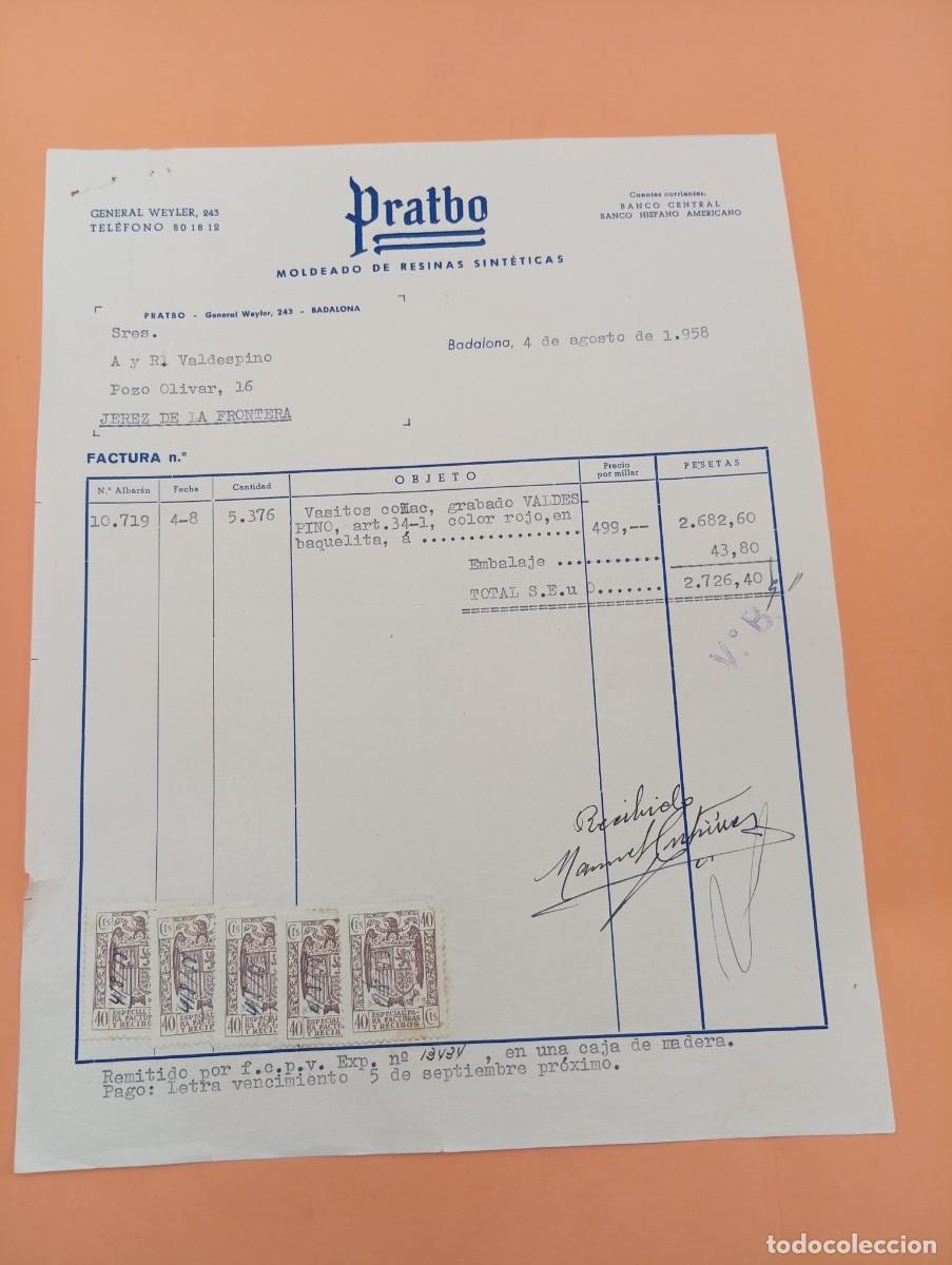 Facturas antiguas: FACTURA. BADALONA. 1958. MOLDEADO DE RESINAS SINTETICAS. PRATBO.