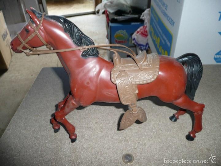 Figuras de acci&oacute;n - Big Jim: CABALLO - Foto 3