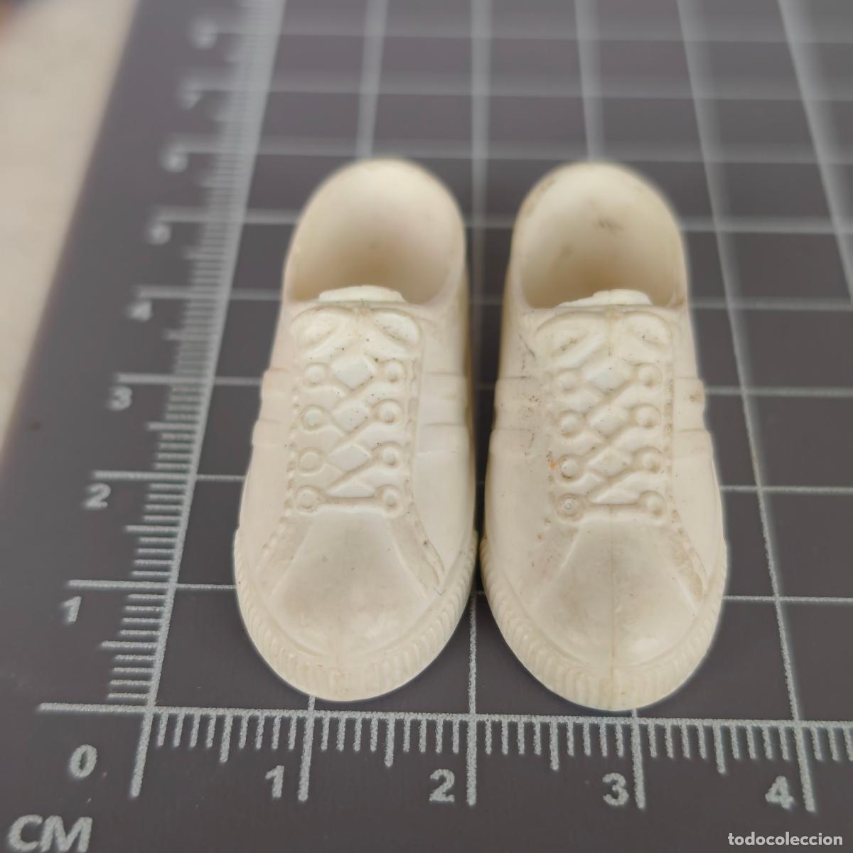 Figuras de acci&oacute;n - Big Jim: Zapatillas deportivas originales Mattel a&ntilde;os 70 &ndash; Big Jim / Ken &ndash; blancas