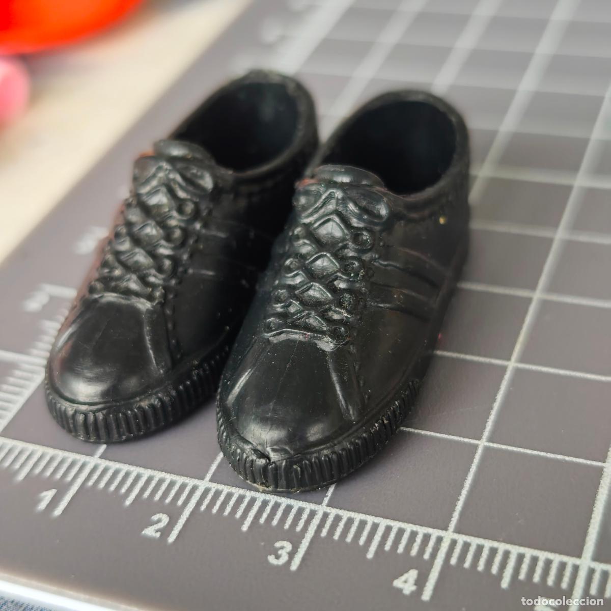 Figuras de acci&oacute;n - Big Jim: Zapatillas deportivas originales Mattel a&ntilde;os 70 &ndash; Big Jim / Ken &ndash; negras zapatos