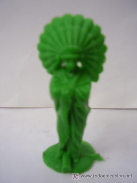 Figuras de acci&oacute;n: Indio plastico a&ntilde;os 70 - Foto 1