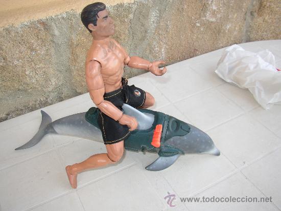 Figuras de acci&oacute;n: Delf&iacute;n y mu&ntilde;eco marca W 37x10 cms - Foto 2