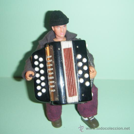 Figuras de acci&oacute;n: LTDI. INSTRUMENTO - Foto 2