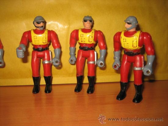 Figuras de acci&oacute;n: 5 SOLDADOS DE GOMA - Foto 4