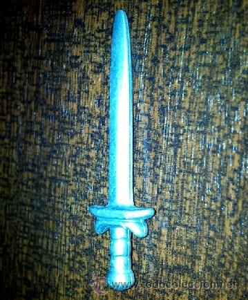 Figurines d'action: ESPADA SOLDADO DE JUGUETE, PL&Aacute;STICO - 3 CM. APROX. - POSIBLEMENTE AIRGAMBOYS