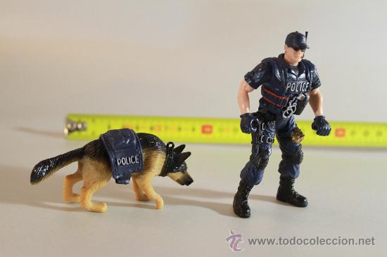 Figuras de acci&oacute;n: Figura polic&iacute;a + perro - Foto 1