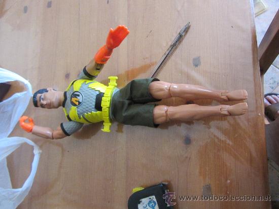 Figuras de acci&oacute;n: mu&ntilde;eco hasbro 2000 - Foto 1