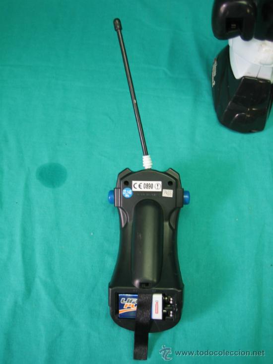 Figuras de acci&oacute;n: Robot con mando - Foto 5