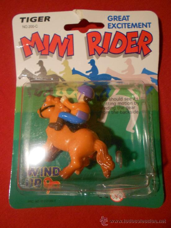 Figuras de acci&oacute;n: MU&Ntilde;ECO A CUERDA,CABALLO Y JOCKEY - Foto 1