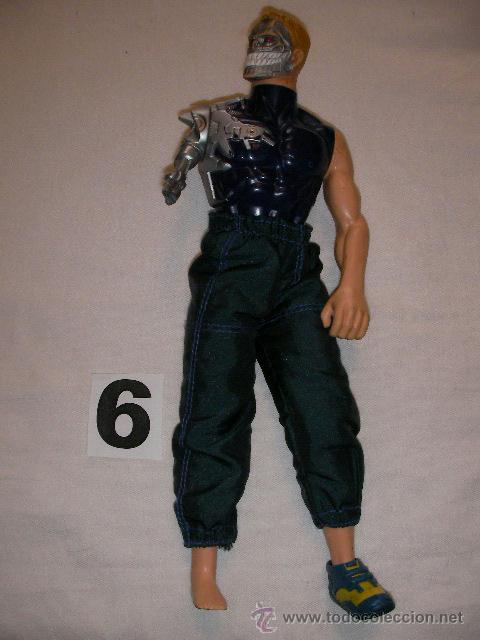 Actionfiguren: FIGURA DE ACCION GRANDE