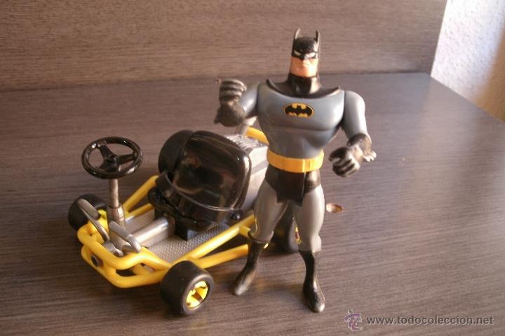 Figuras de acci&oacute;n: FIGURA DE BATMAN ORIGINAL DE NINTENDO CON VEH&Iacute;CULO - Foto 1