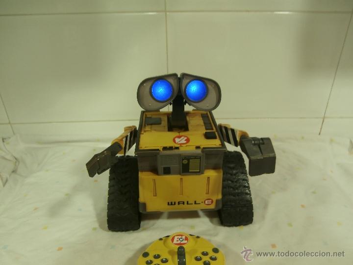 Robot Wall E Con Mando A Distancia Disney Pixa Vendido En Venta Directa