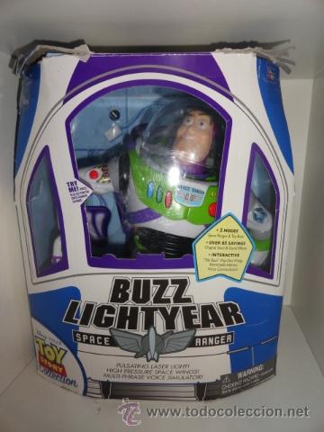 buzz lightyear en caja