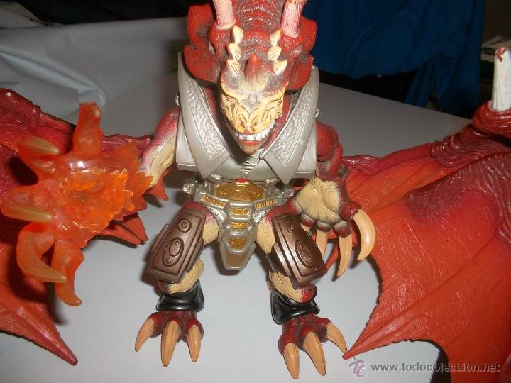Figure di azione: bonito dragon