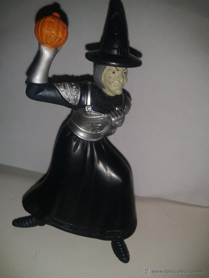 Figuras de acci&oacute;n: BRUJA - HELLOWEEN - Foto 1