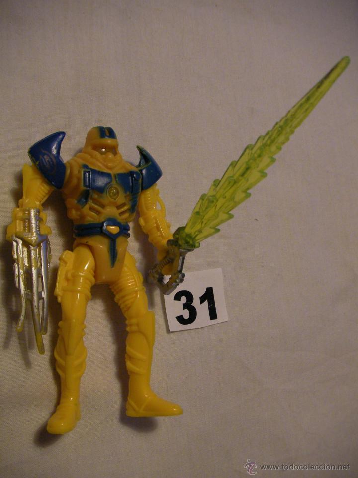 Figuras de acci&oacute;n: FIGURA DE ACCION CON ARMA FLUORESCENTE - Foto 1