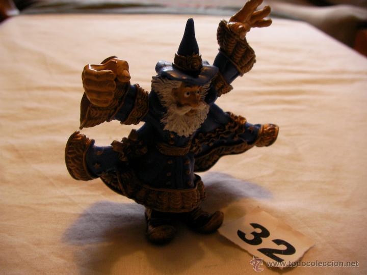 Figuras de acci&oacute;n: --- FIGURA PVC MAGO --- - Foto 1
